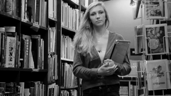 O Encontro Proibido na Biblioteca